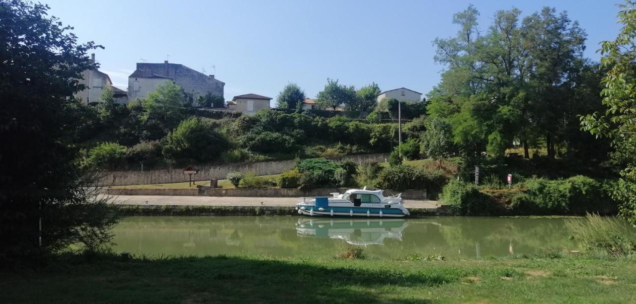 Lavardac - Maison De Village Gascogne Landes Kültér fotó